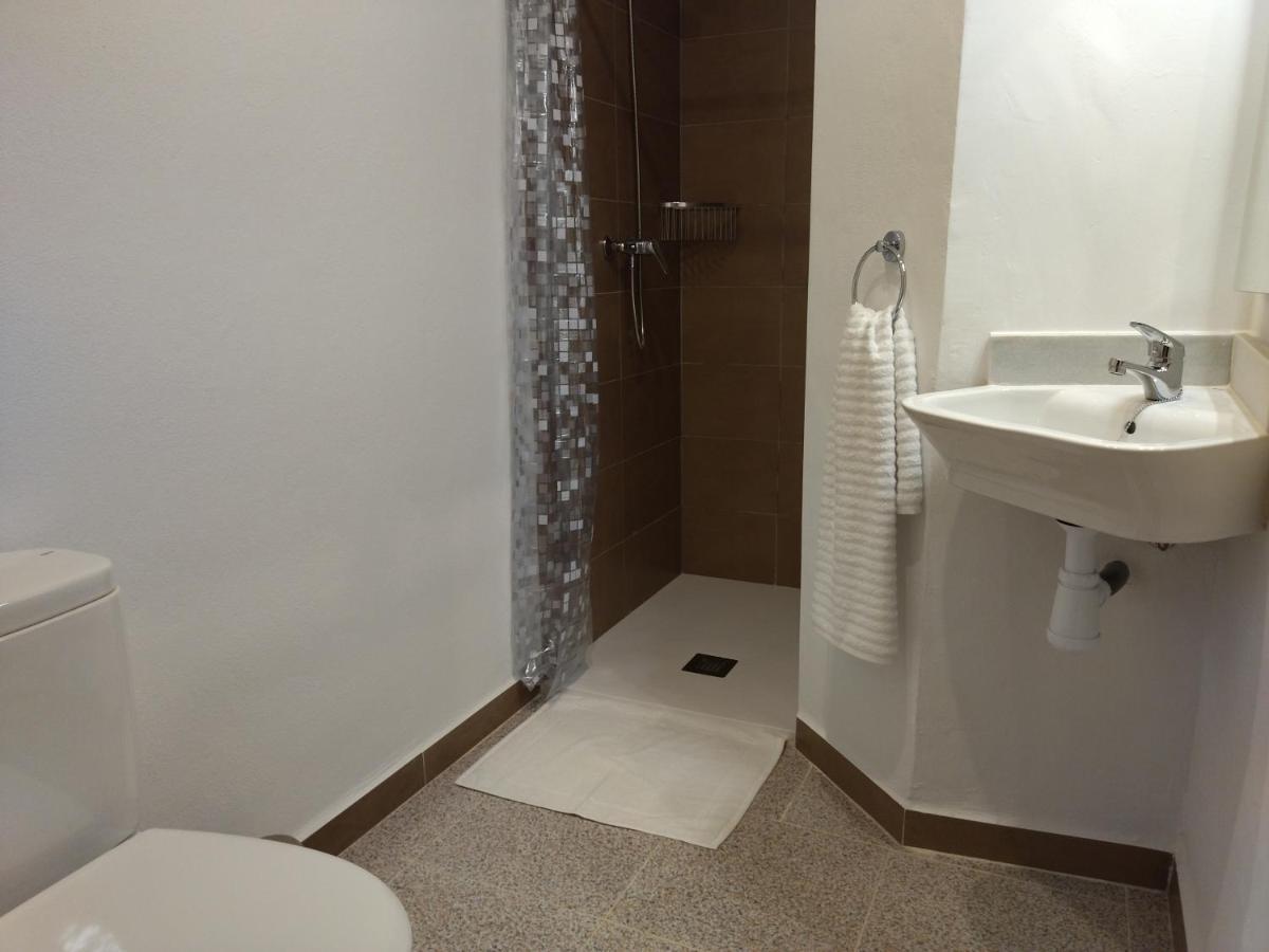 Casa Fernando Y Maruja Apartment เปโก ภายนอก รูปภาพ