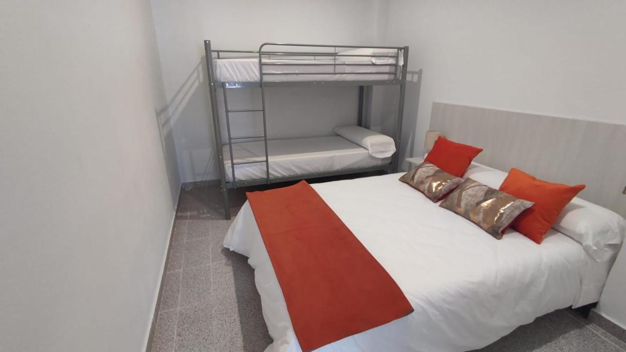 Casa Fernando Y Maruja Apartment เปโก ภายนอก รูปภาพ