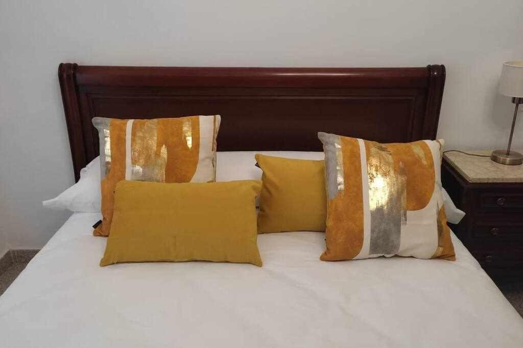 Casa Fernando Y Maruja Apartment เปโก ภายนอก รูปภาพ